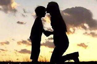 妈妈女儿背影图片,背影如画